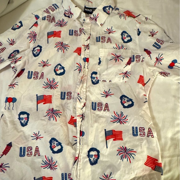 USA Patriotic Shirt 🇺🇸 unisex, but listed under men’s for sizing! Red White&Blue - Picture 1 of 10